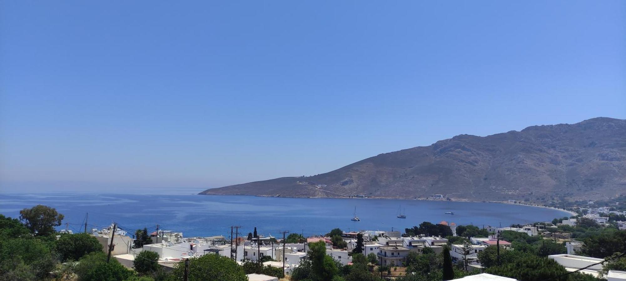 Nikos Studios Livadia  객실 사진